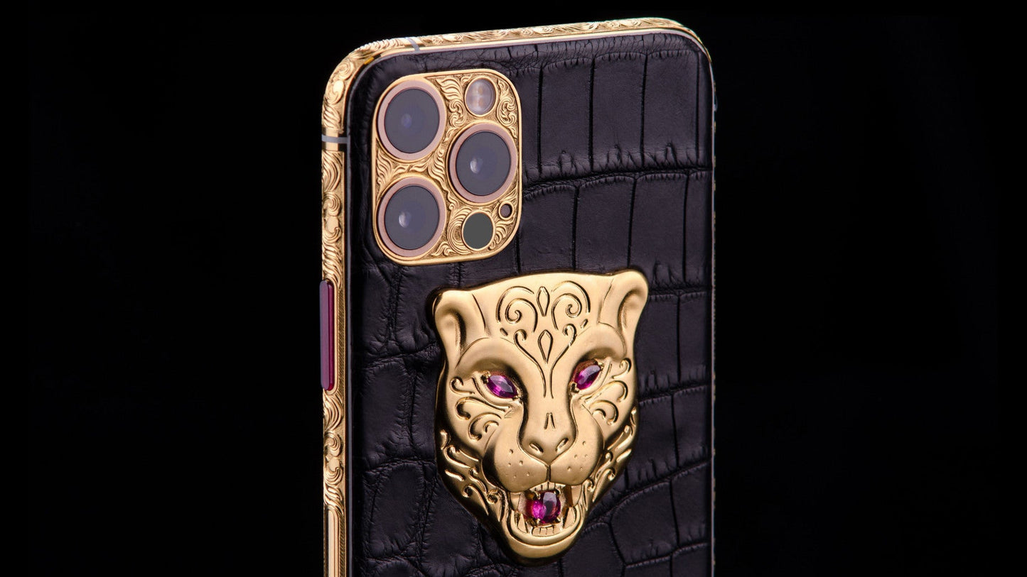 Gucci Tiger – iPhone 17 Pro Max