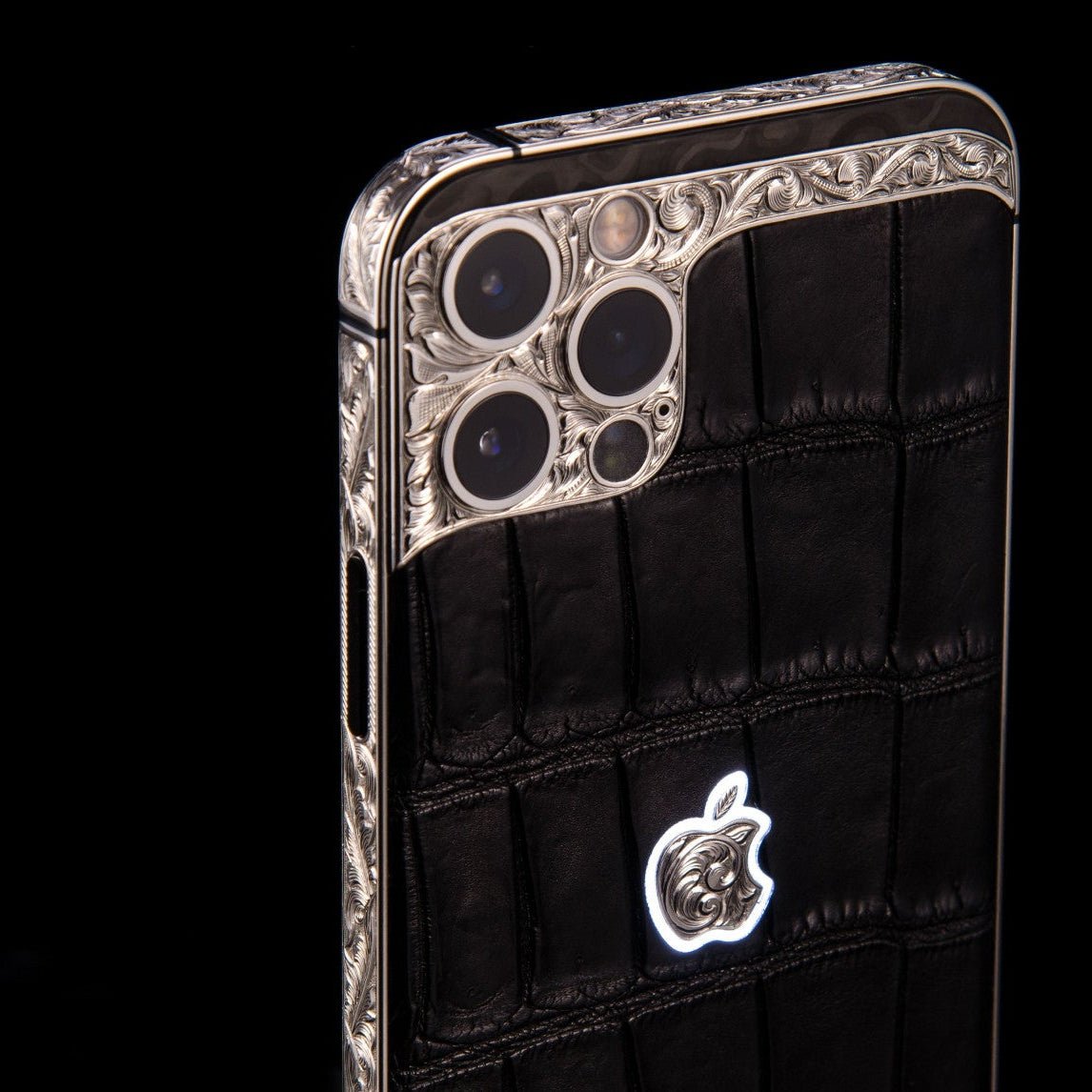 Luxus iPhone Black Shadow IPHONE 17 PRO MAX mit 24K Gold – TechnoLoot