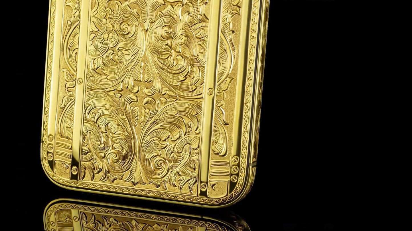 Luxus iPhone Royal Tracery IPHONE 17 PRO MAX mit 24K Gold – TechnoLoot