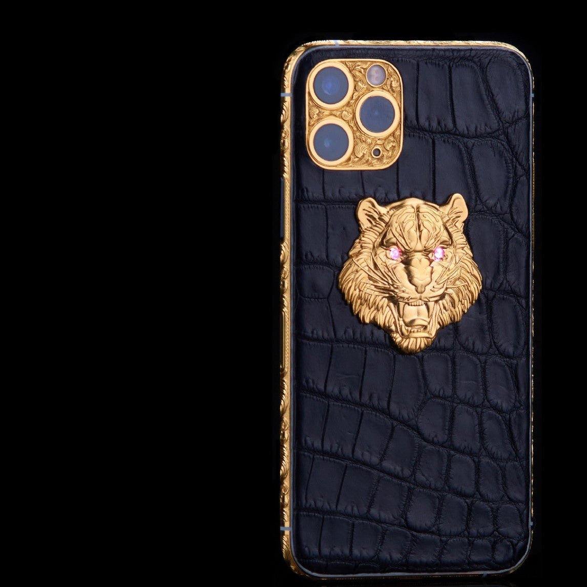 Luxus iPhone Wild Tiger – iPhone 17 Pro Max mit 24K Gold – TechnoLoot